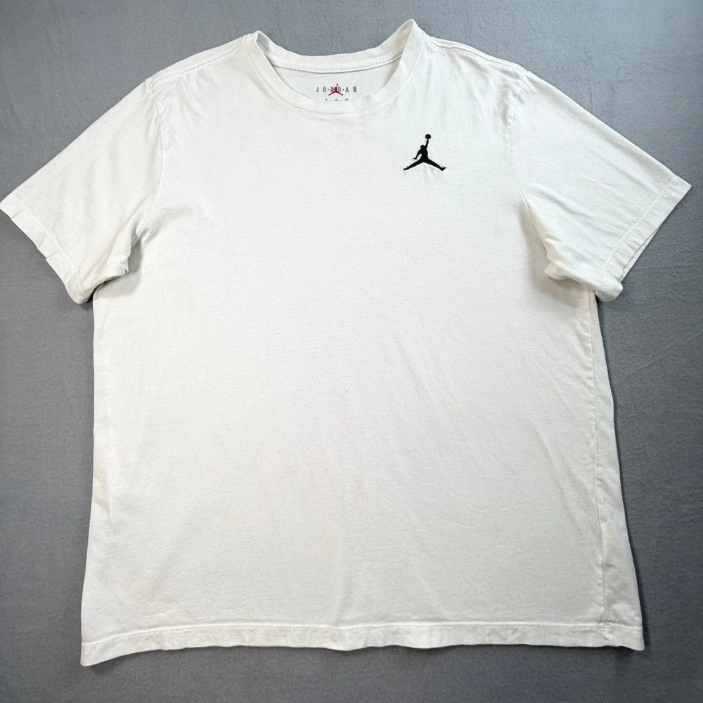 Jordan T-Shirt Mens XL White Jumpman Logo Cotton Short Sleeve Tee